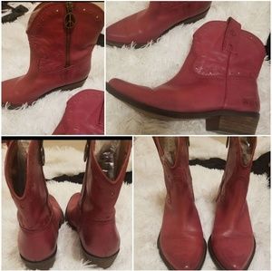 Lucky leather booties 8